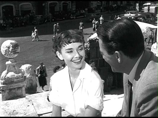 A collection of classic screen images of Audrey Hepburn's life Photo 5