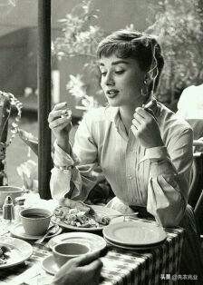 Audrey Hepburn (the greatest actress of the century), 20 most classic photos Photo 39